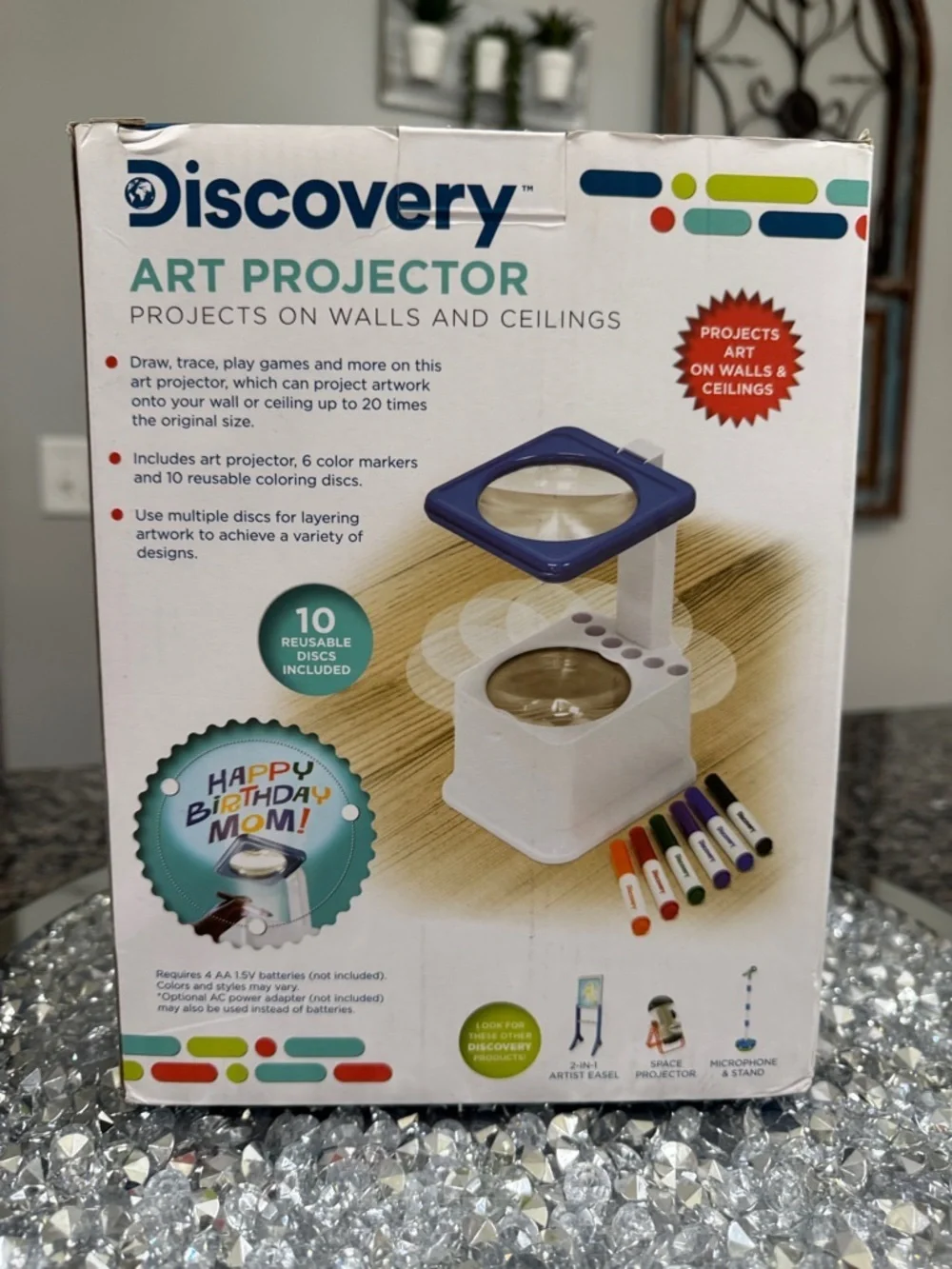Discovery Art Projector — White with Blue Trim and Multicolor Markers New